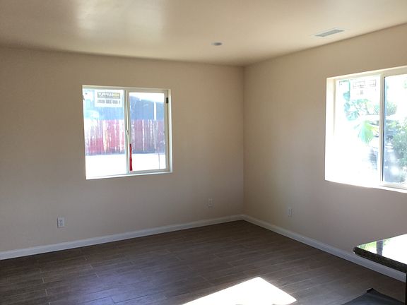 4th image of 3151 Puente Ave