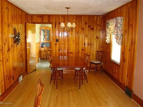 3rd image of 5254 Cypress Ave
