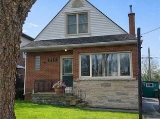 226 Auburn Ave, Hamilton, ON L8K 3B6