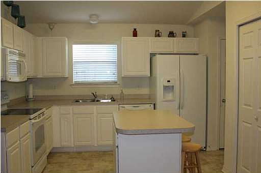 3rd image of 7060 Tylerwood Ct