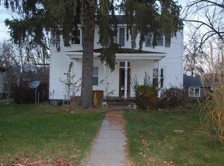 213 E Patterson St, Lakeville, IN 46536