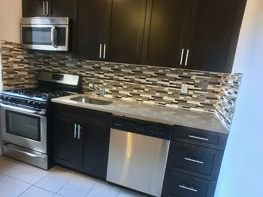 Rented by Sovereign Associates | media 22