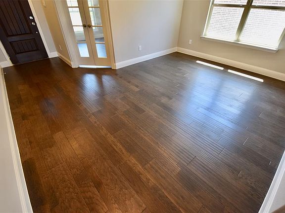 4th image of 1500 Torrent Dr
