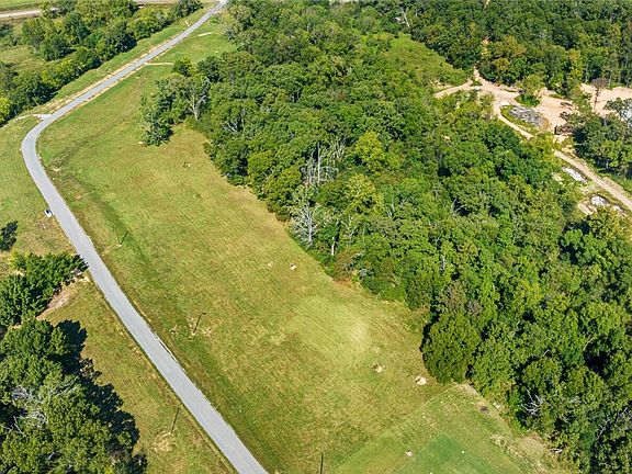 2nd image of 8100 Hill Country Dr #5