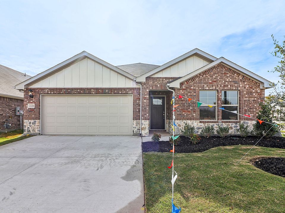 1st image of 2226 Gustavus Dr