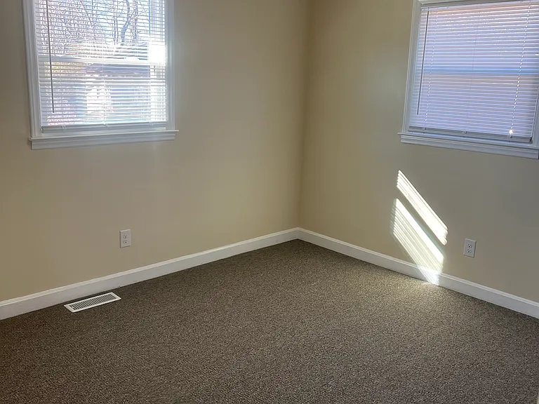 4947 Trinity Blvd — Photo 6