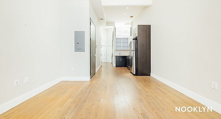 1st image of 270 Jefferson St APT 2L