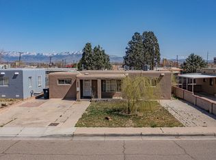 3506 6th St NW, Albuquerque, NM 87107