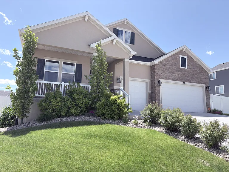 53 E Moorhen Dr — Photo 2