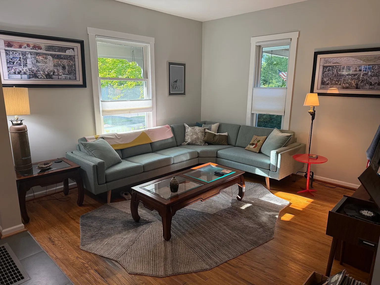 3 bed, 1650 sqft, $2,750 — Photo 3