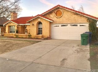 5323 Saint Laurent Pl, Palmdale, CA 93552