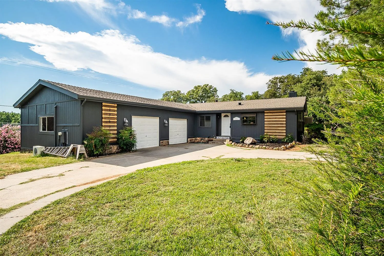 17690 Candlewood Ct photo 1