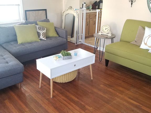 4th image of 13601 Sprecher Ave #1
