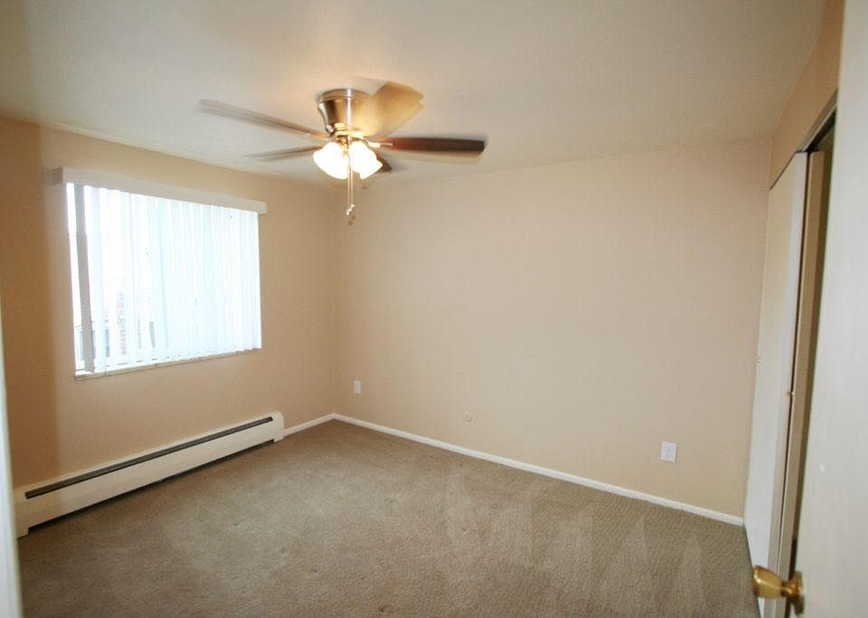 1st image of 961 N Clarkson St APT 202