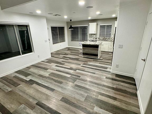 5th image of 2221 E UNION HILLS Drive #163