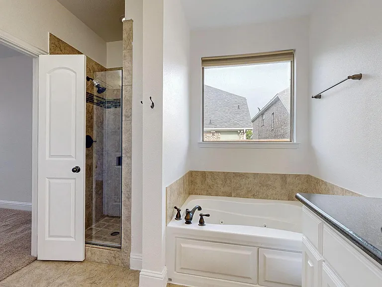 712 Davinci Ct — Photo 15