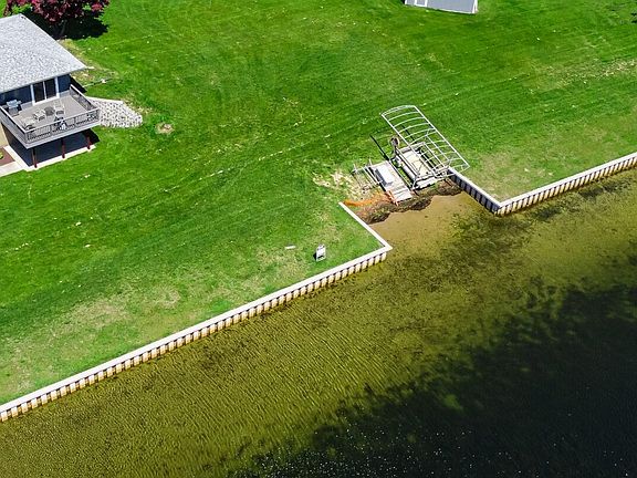 3rd image of 238 W Johnson Rd