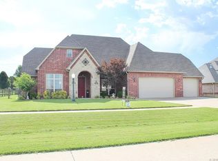 1207 S Quail Creek Ln, Skiatook, OK 74070