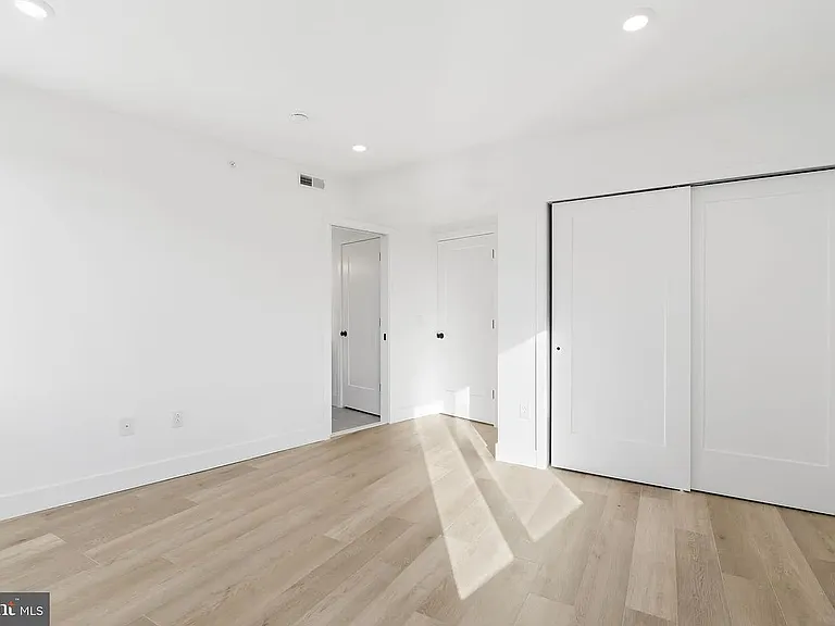 1540 Frankford Ave #4C — Photo 12