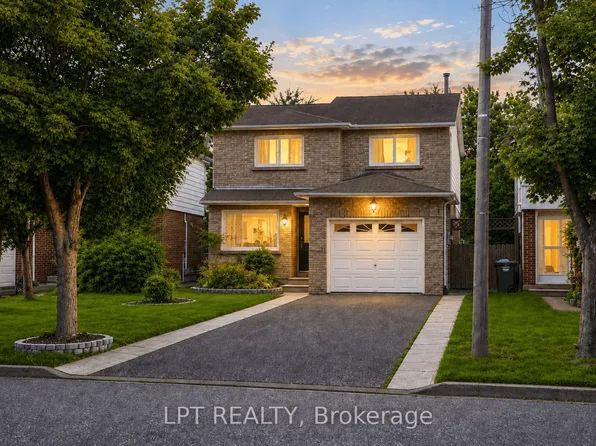 38 Pickard Ln, Brampton, ON L6Y 2M5