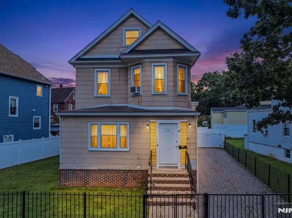 11 Elm St, Ridgefield Park, NJ 07660