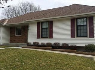6501 NW Hilldale Dr, Kansas City, MO 64151