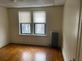 286 Union St, Springfield, MA 01105