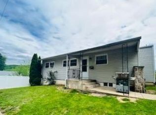 901 Genesee St, Allentown, PA 18103