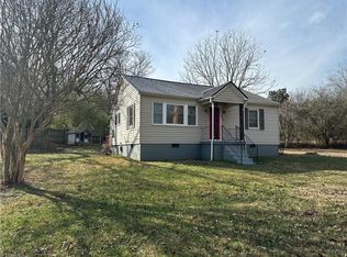 415 State Highway 22 N, Ramseur, NC 27316