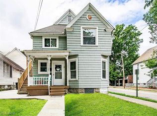 2048 Lark St, Lakewood, OH 44107
