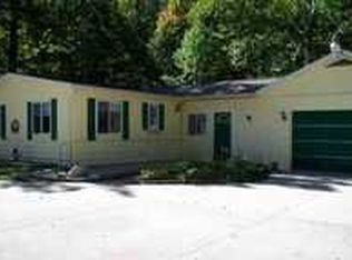 9535 Happenstance Dr, Houghton Lake, MI 48629