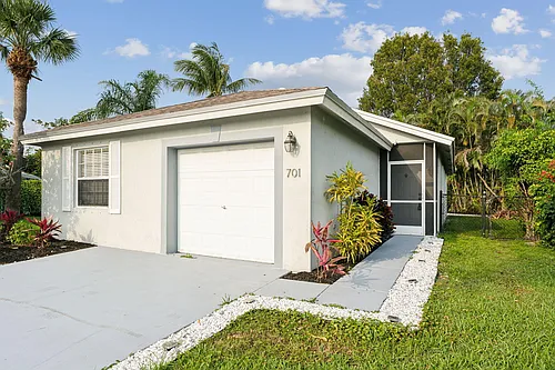 701 Key West St Photo 1