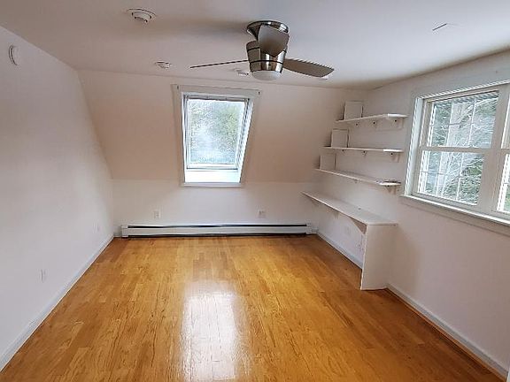5th image of 15 Canada Hill Rd #15A