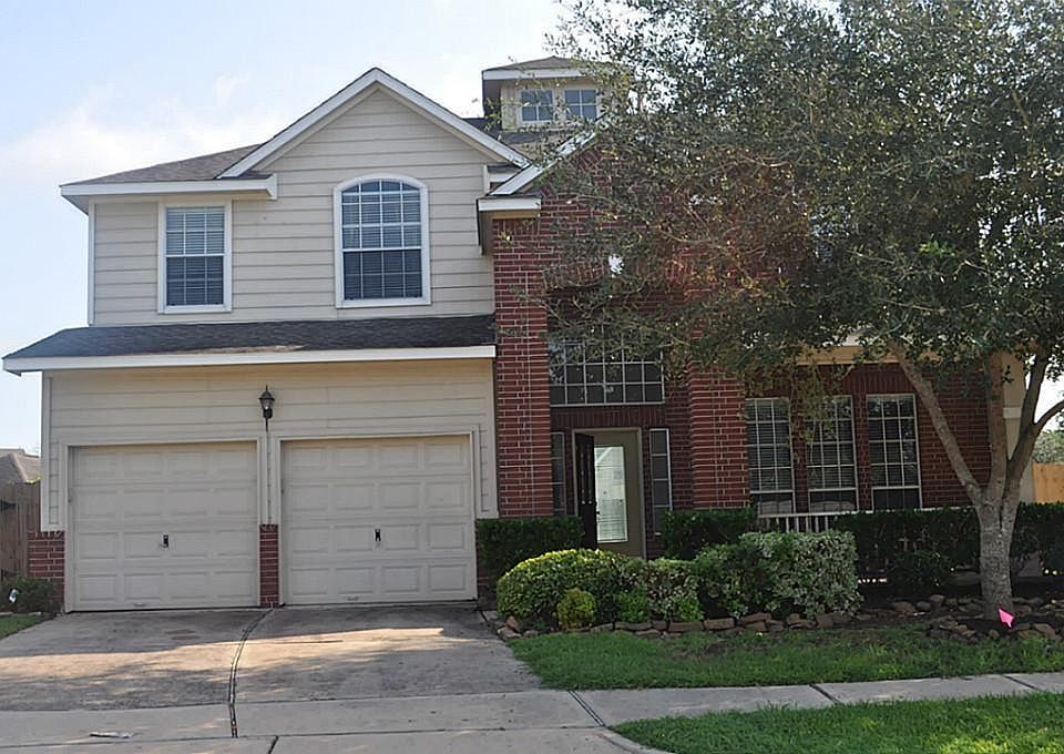 1st image of 10311 Dell Ct