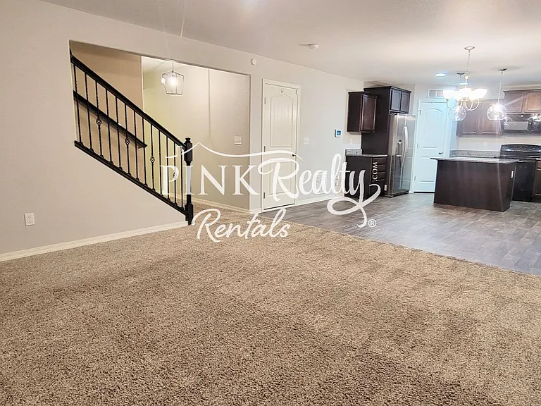 9527 Desert Lily Cir — Photo 2