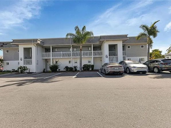 22375 Edgewater Dr Unit 124