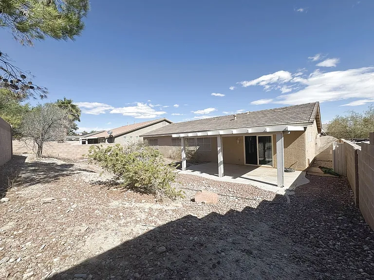 8209 Dusty Valley Ct — Photo 41