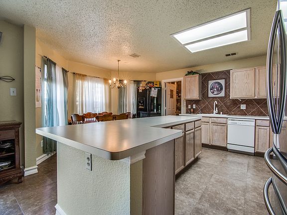 4th image of 5137 Chessie Cir
