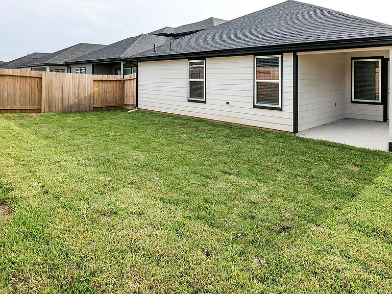 3027 Holland Lakes Dr — Photo 30