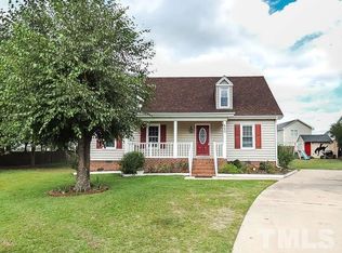 820 Hepplewhite Ct, Fuquay Varina, NC 27526