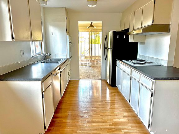 4th image of 1634 177th Ave NE