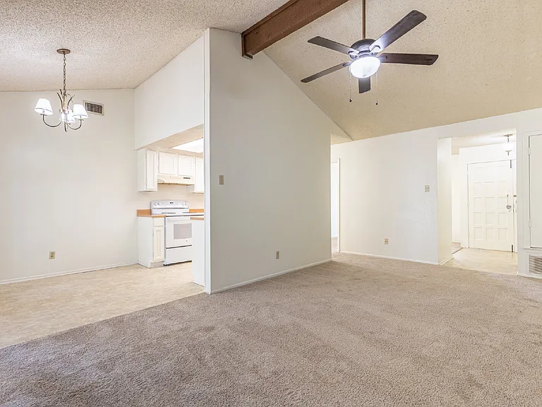 8127 Babe Ruth St — Photo 10