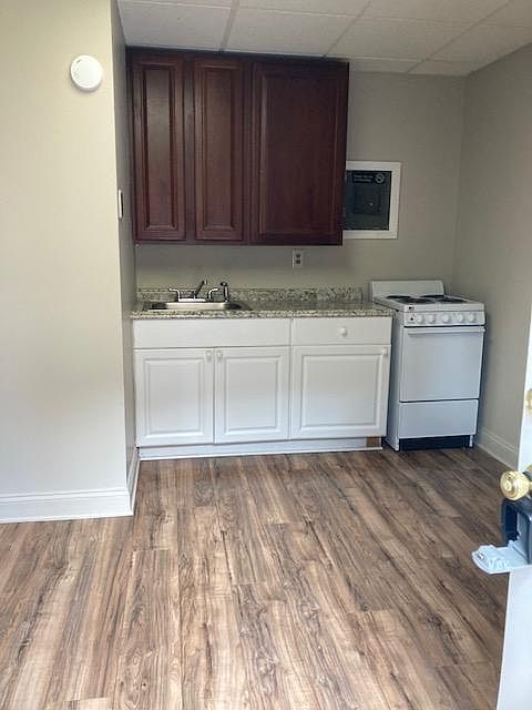 1st image of 54 E Main St #103