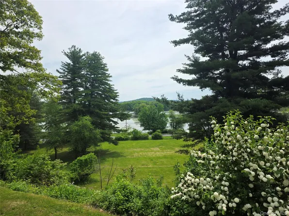 559 Lake Road, Pine Plains, NY 12567