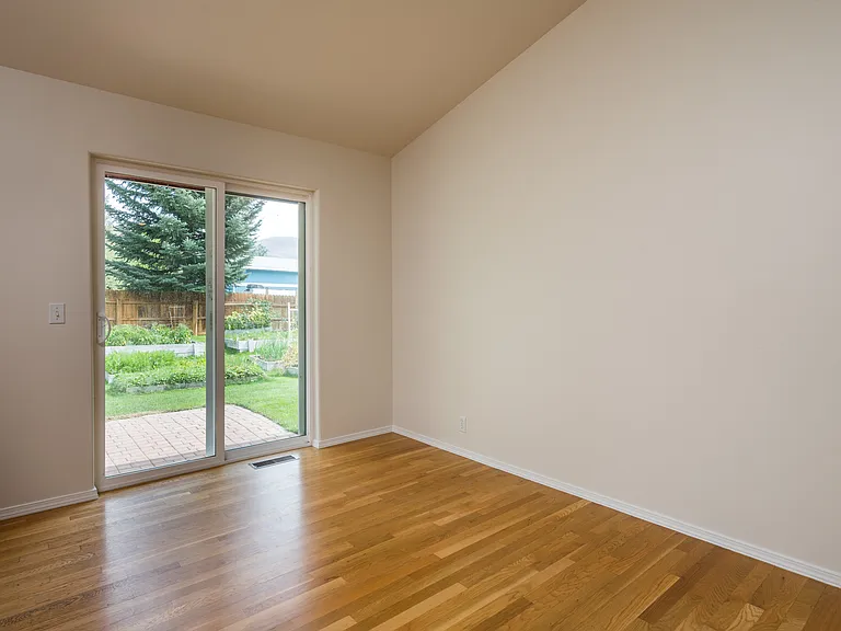 640 Northstar Dr — Photo 9