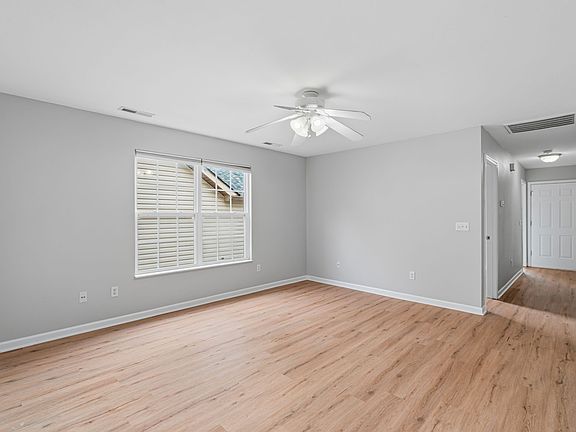 4th image of 10605 Missoula Way
