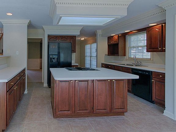 5th image of 8708 Paxton Grove Ln