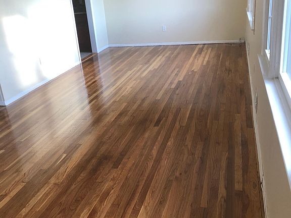 4th image of 3603 Richmond Ave