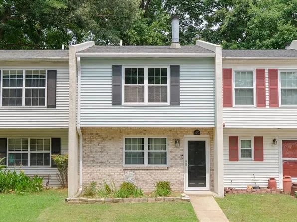 49 Oneonta Dr, Newport News, VA 23602