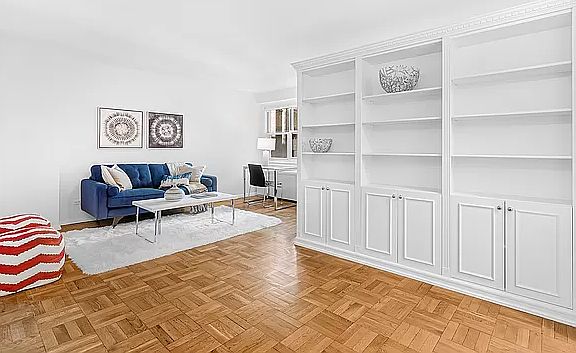4th image of 101 W 12th St APT 7Z
